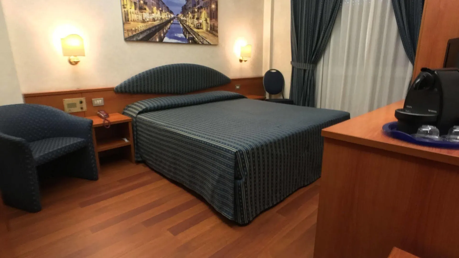 ***  Hotel Mec Mediolan Włochy