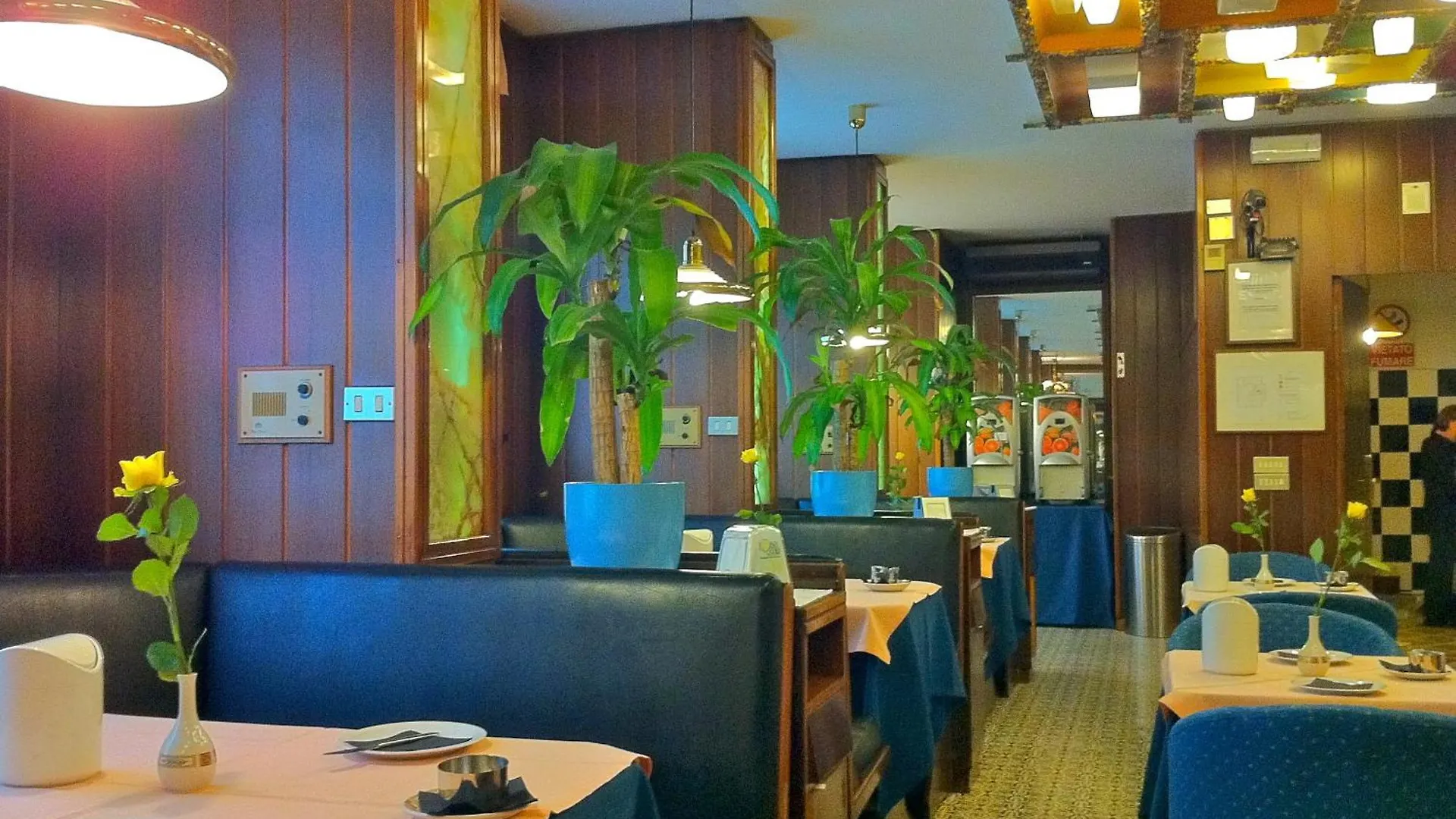 Hotel Mec Milan